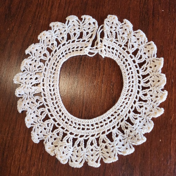 Vintage Handmade Crochet Collar Lace White Dollette Victorian Edwardian Ecru - Picture 6 of 6